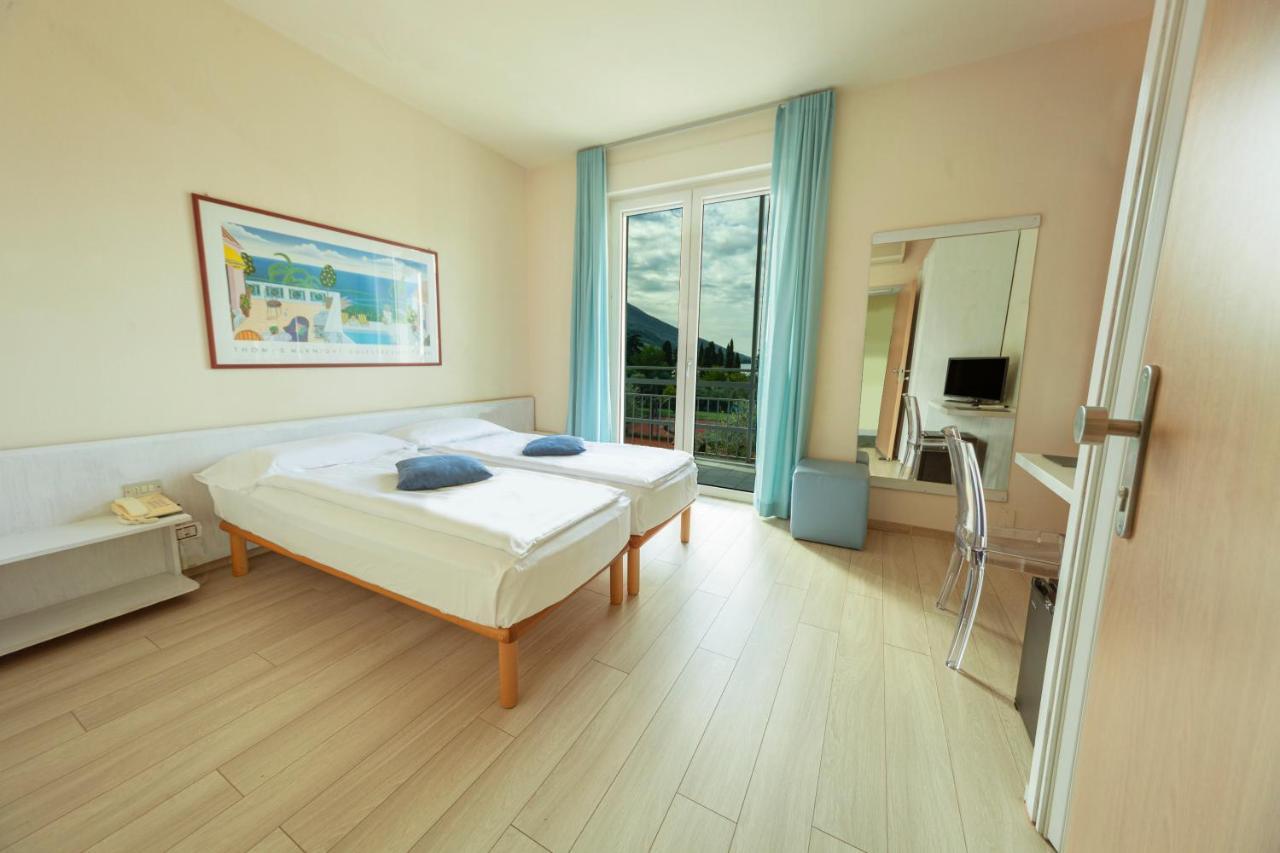 Club Hotel Olivi - Tennis Center Malcesine Esterno foto