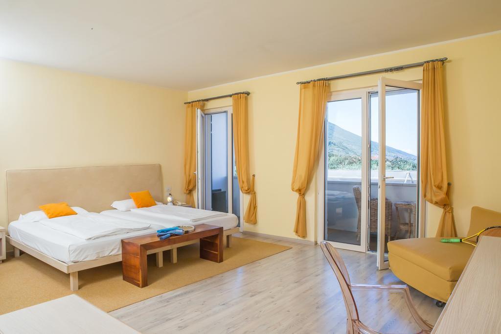 Club Hotel Olivi - Tennis Center Malcesine Esterno foto