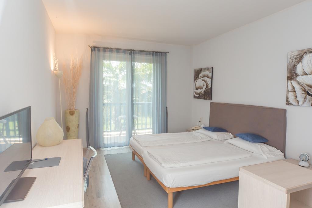Club Hotel Olivi - Tennis Center Malcesine Esterno foto